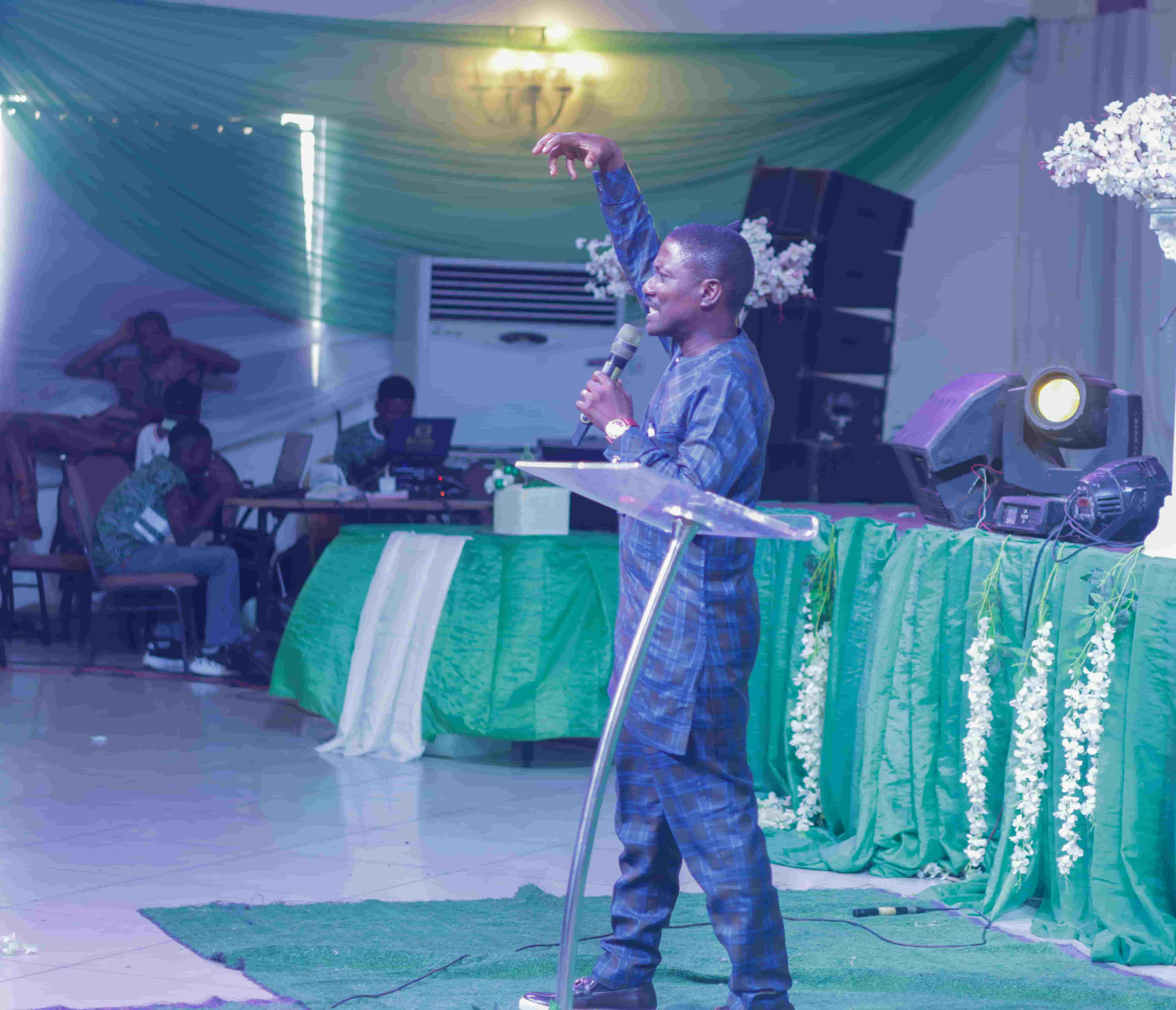 Rev & Prophetess Dahunsi